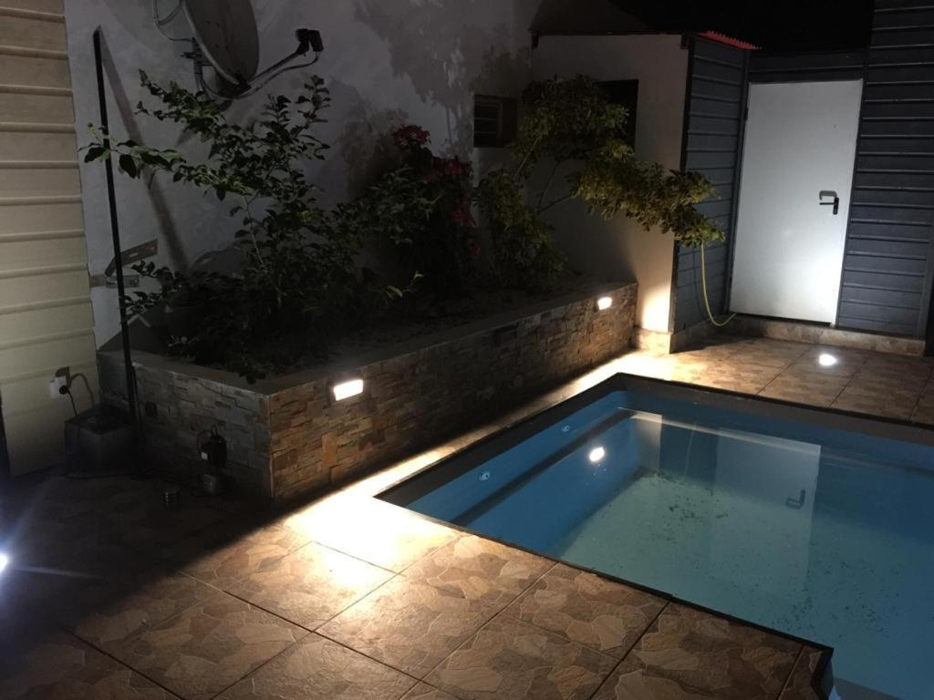 Nicole Residence Avec Piscine Chauffee & Jacuzzi Saint-Andre Εξωτερικό φωτογραφία