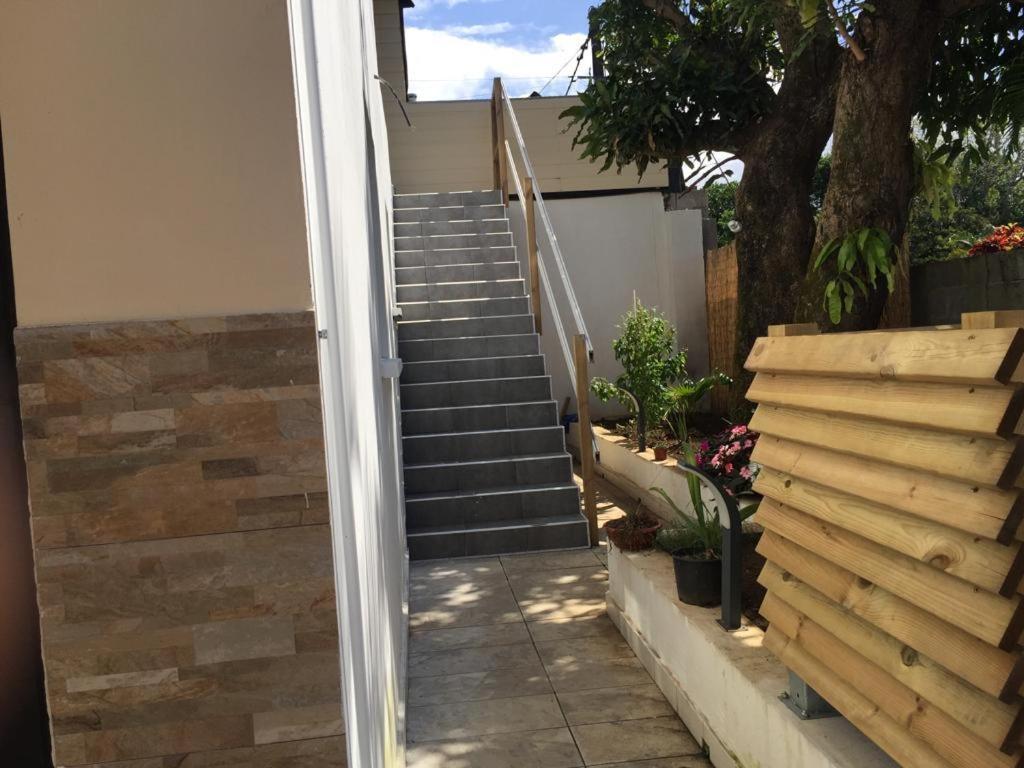 Nicole Residence Avec Piscine Chauffee & Jacuzzi Saint-Andre Εξωτερικό φωτογραφία