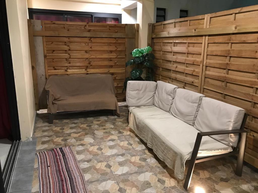 Nicole Residence Avec Piscine Chauffee & Jacuzzi Saint-Andre Εξωτερικό φωτογραφία